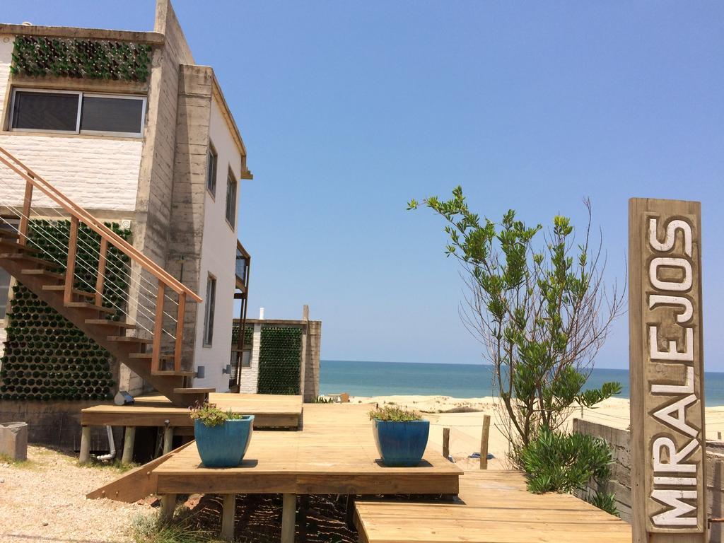 Miralejos Complejo De Apartamentos ปุนตาเดลดีอาโบล ภายนอก รูปภาพ